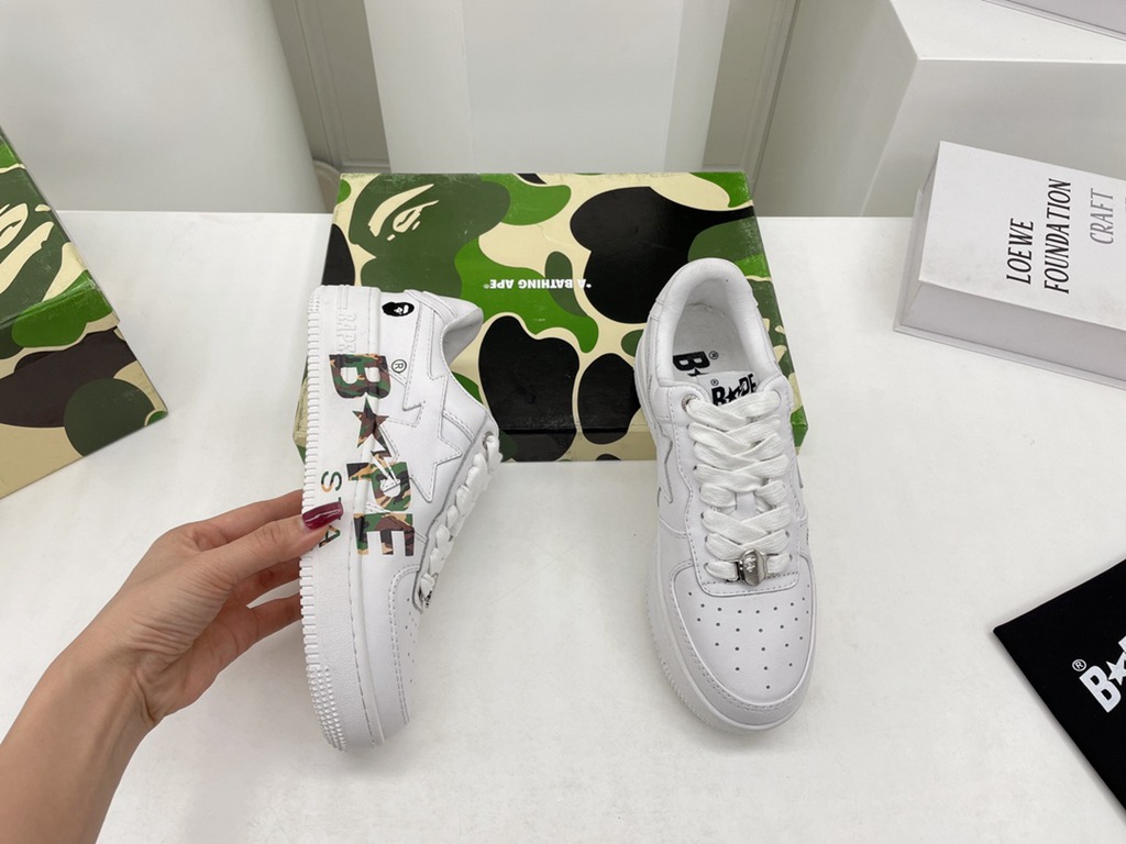 B*APE SNEAKERS